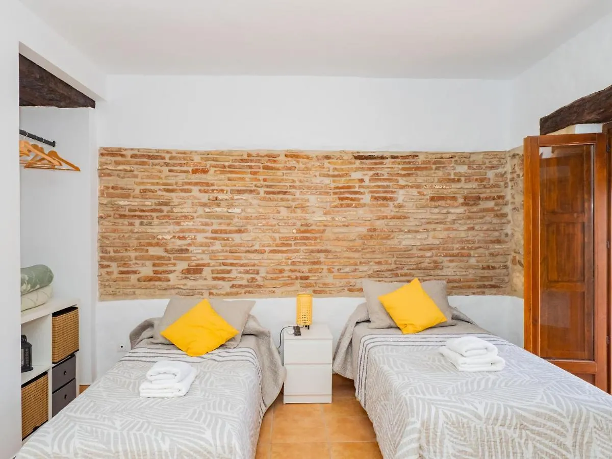 Guest house Cubo'S La Casa Del Arco Room Granada Cartama Spain