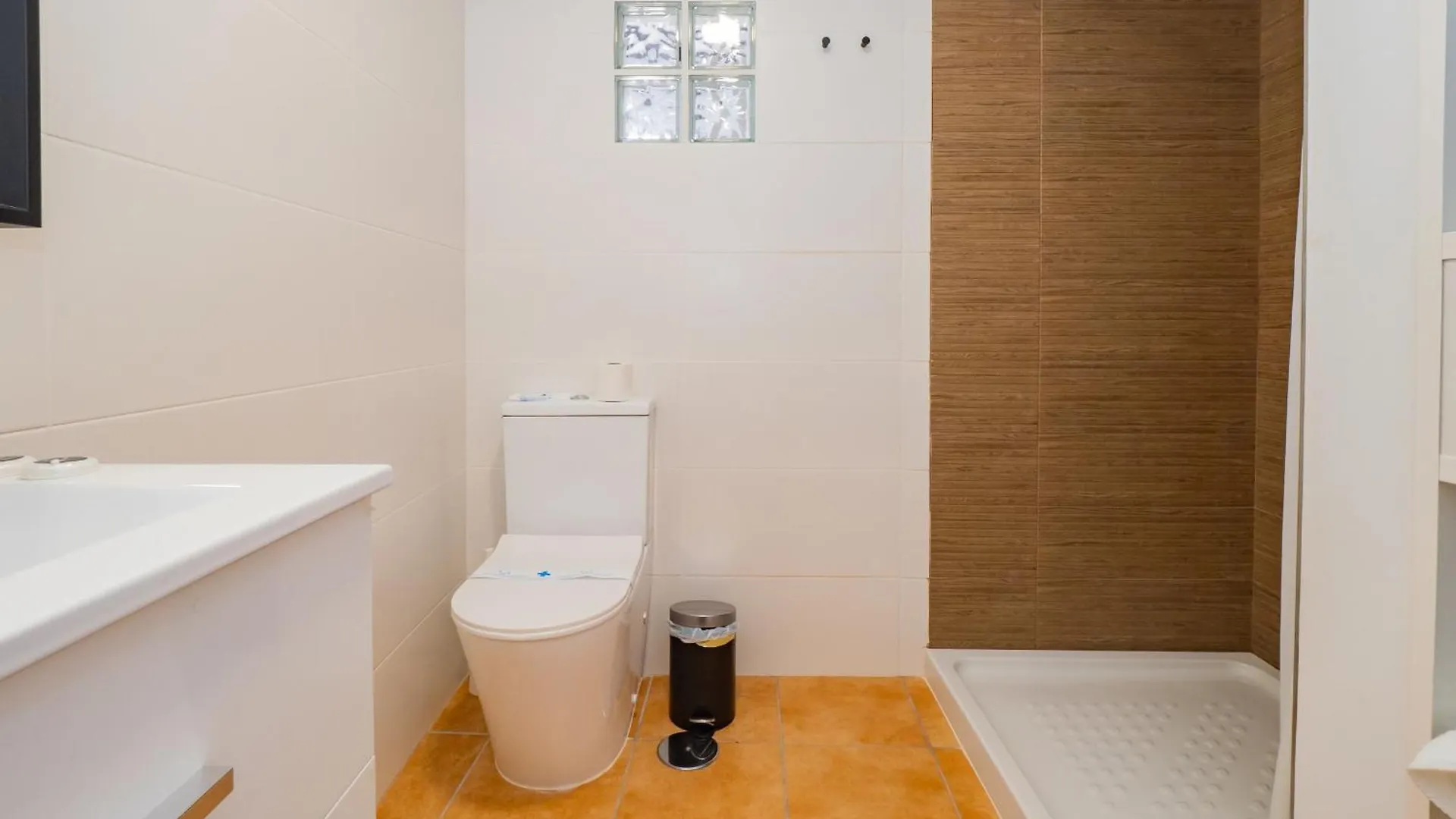 Guest house Cubo'S La Casa Del Arco Room Granada Cartama Spain